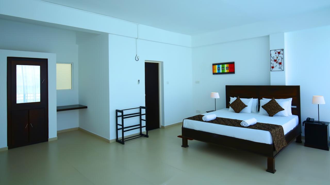 Twenty Two Binaweli Hotel Weligama Ngoại thất bức ảnh