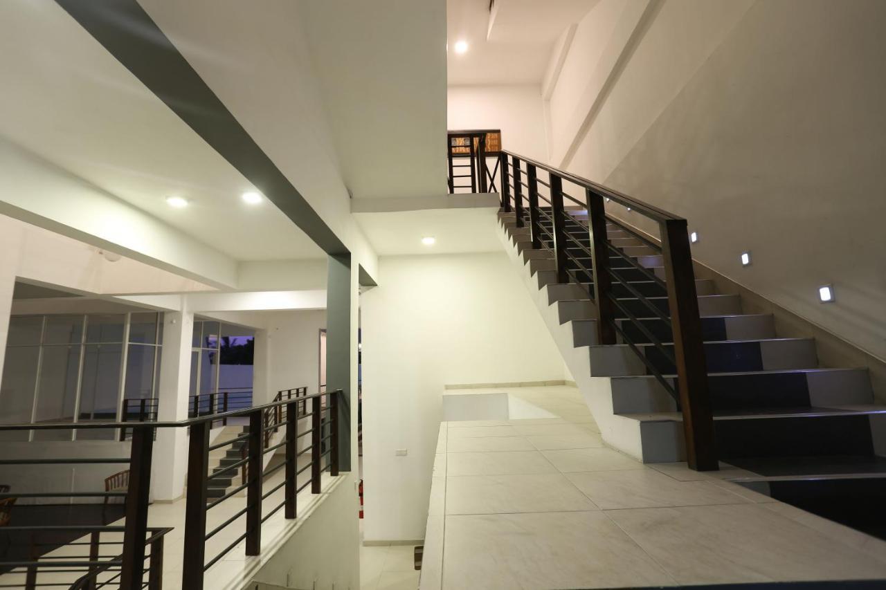 Twenty Two Binaweli Hotel Weligama Ngoại thất bức ảnh